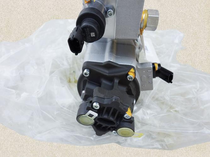 612600080674,高壓油泵,濟(jì)南向前汽車(chē)配件有限公司