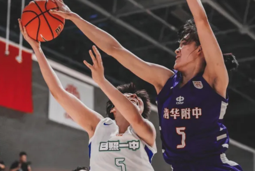 四強出爐！清華附中領(lǐng)銜！耐高女籃四隊角逐最終冠軍！