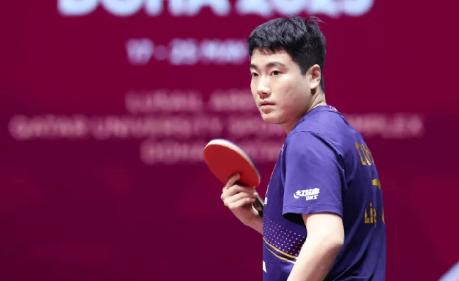 國(guó)乒內(nèi)戰(zhàn)火花四濺，梁靖崑七局鏖戰(zhàn)力克林詩(shī)棟