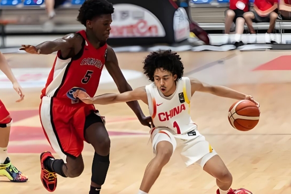 籃板球被爆，換人選擇成疑，國(guó)青真的有想象中那么好嗎？