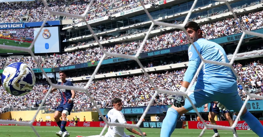 全面碾壓！巴黎圣日耳曼4-0皇馬挺進世俱杯決賽