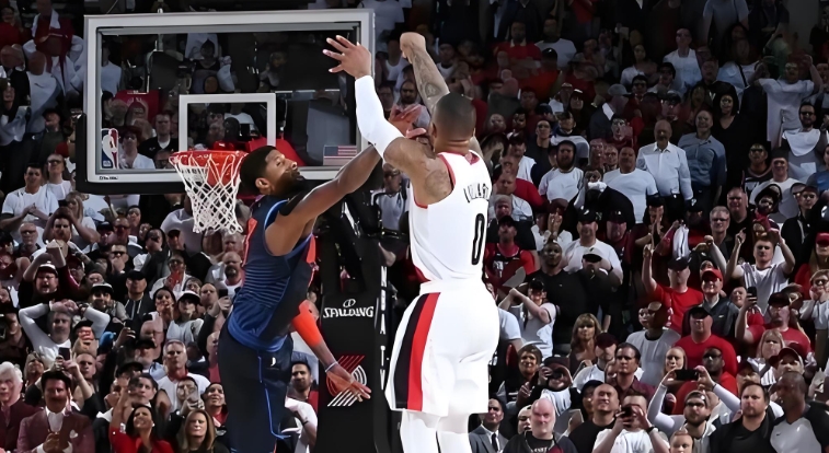 隊(duì)魂回歸波特蘭，楊瀚森迎來(lái)超強(qiáng)后衛(wèi)！“表?yè)P(yáng)”組合令人期待