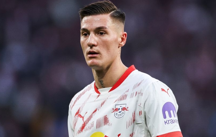 曼聯(lián)有望6000萬英鎊簽下舍什科