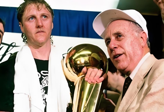 隊史最佳陣容——凱爾特人：大鳥領(lǐng)銜綠軍，新生代球員遺憾落選