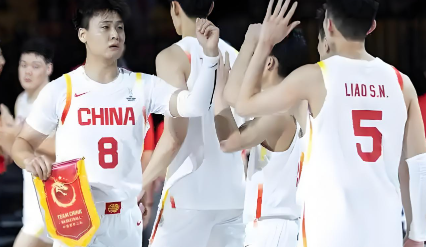 男籃5分險(xiǎn)勝，多人得分上雙，此人卻被推上風(fēng)口浪尖