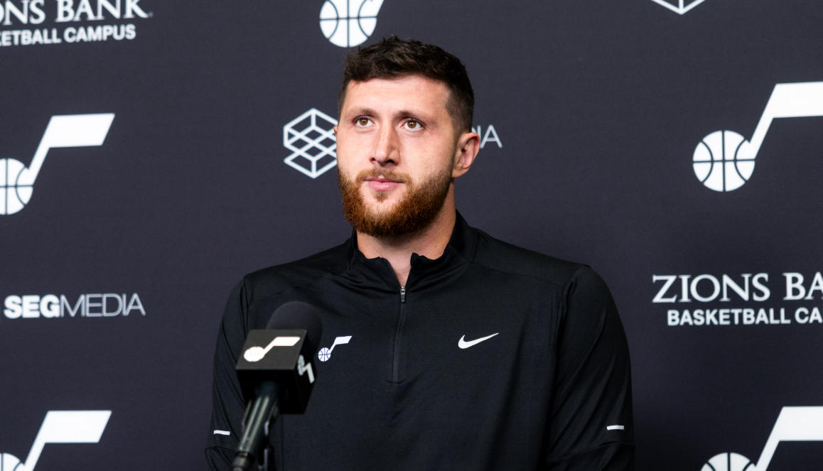 歐錦賽表現(xiàn)糟糕！努爾基奇身材嚴(yán)重走樣，主教怒批：他幾乎跑不起來！