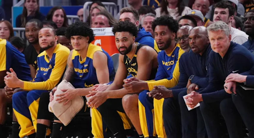 來(lái)了？還沒來(lái)！曝勇士達(dá)成三方交易：落選秀加盟下屬球隊(duì)！