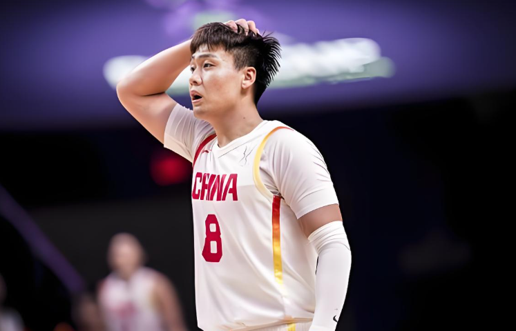 趙睿聯(lián)手周琦可能性有多大？北京頂薪已滿想要得到趙睿必須放棄一人，陳盈駿和范子銘誰(shuí)會(huì)被放棄？